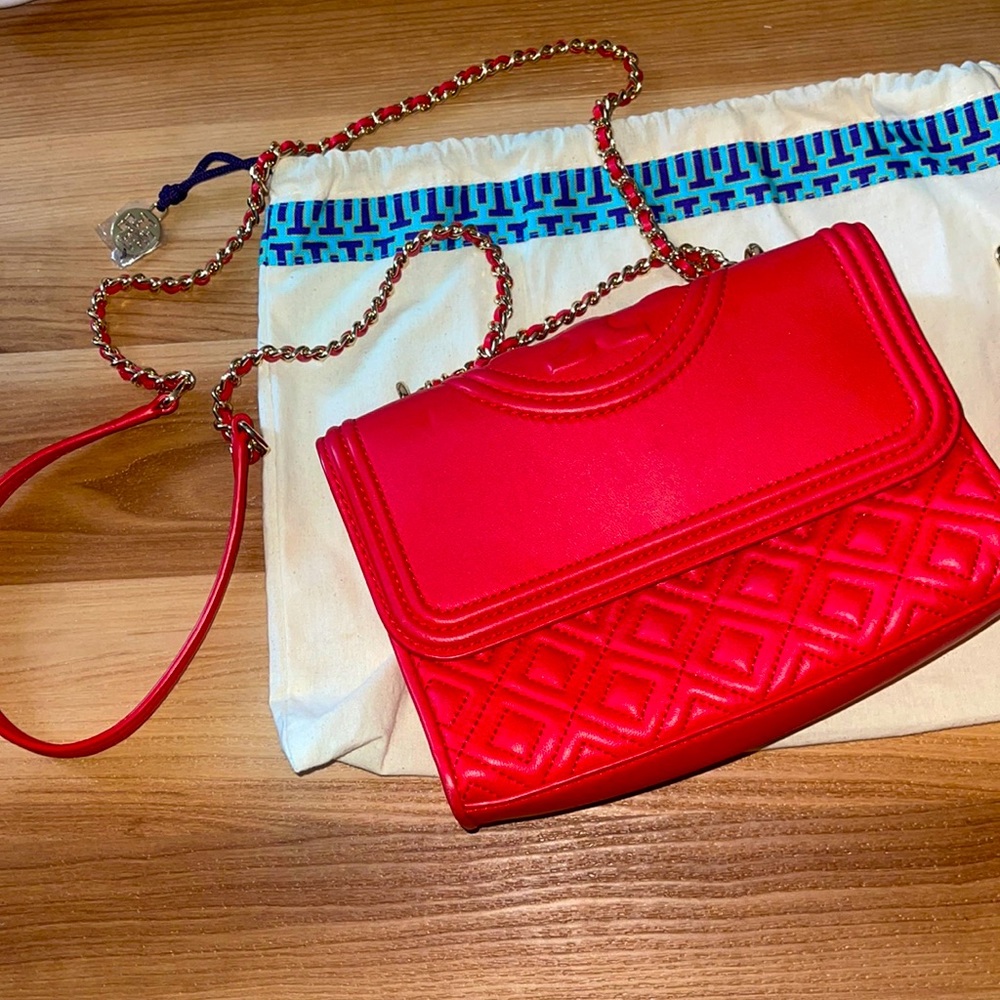 Tory Burch Fleming Red Chain Purse - Picture 4 of 12